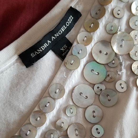 Shell Buttons, Embellished Top - Picture 5 of 5